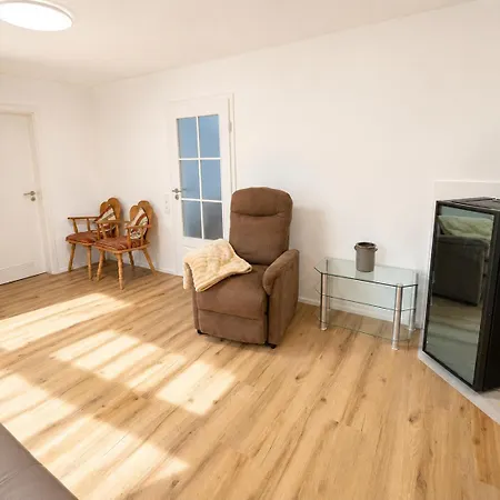 Adlernest - Eure Auszeit Zwischen Wald Und Wein Apartment
